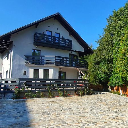 Mery'S Home Бран Экстерьер фото